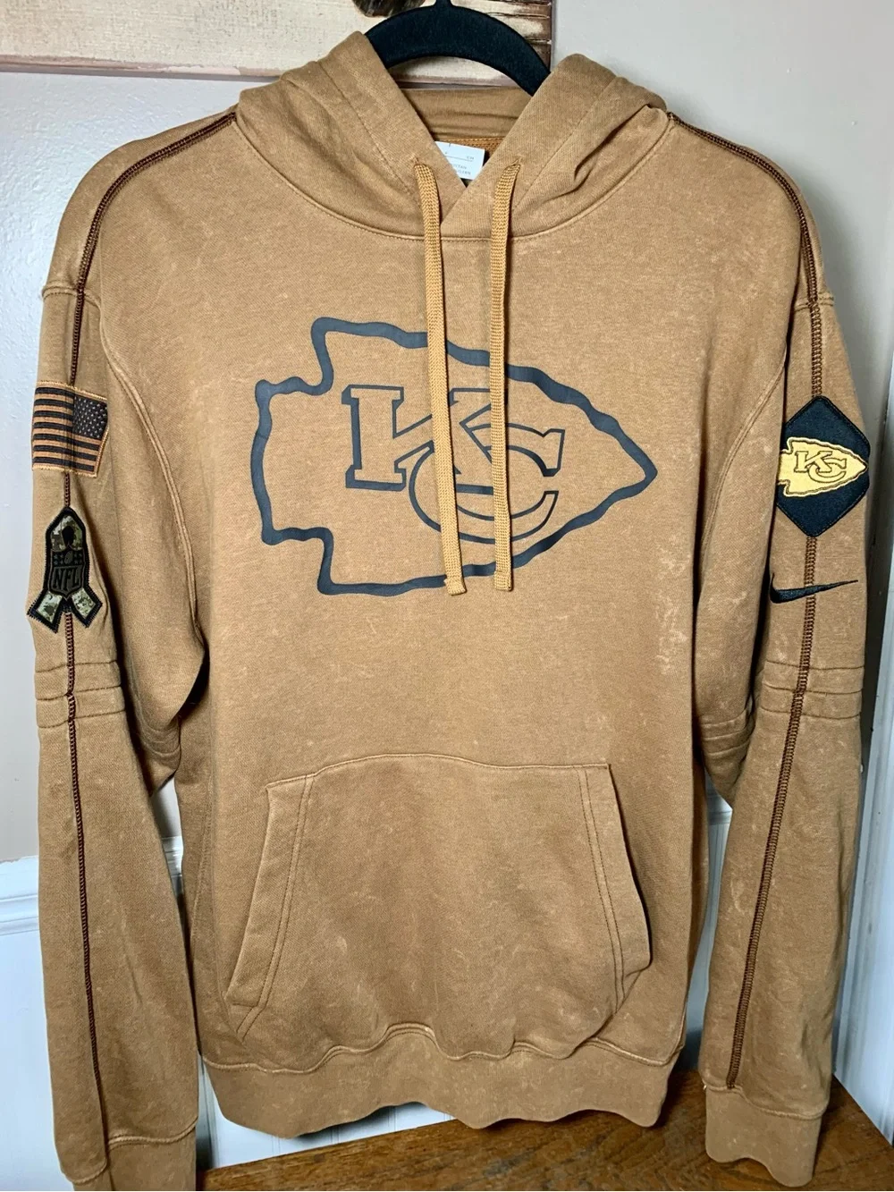 Nike Kansas City Chiefs Salute to Service Club Pullover Hoodie - Small